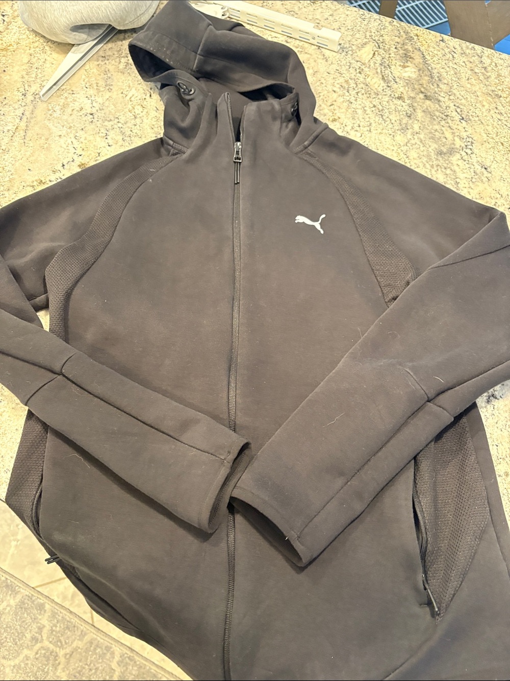 Puma Black Full‑Zip Hooded Performance sweatshirt
